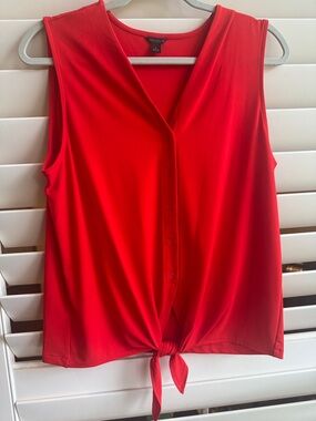 Ann Taylor Red Sleeveless Button-Front Tie Hem Tank